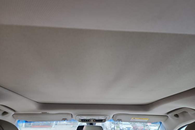 Used Cadillac XTS 2014 28T Comfort Version