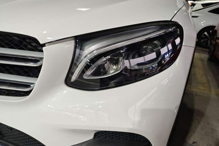 Used Mercedes-Benz GLC 2018 Facelifted GLC 260 4MATIC Dynamic Edition