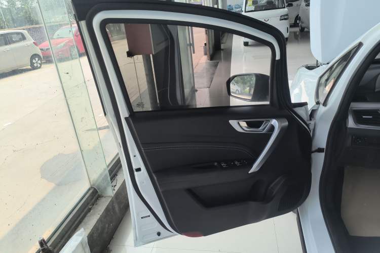 Used Geely Auto Vision X3 2020 1.5L CVT Luxury Model
