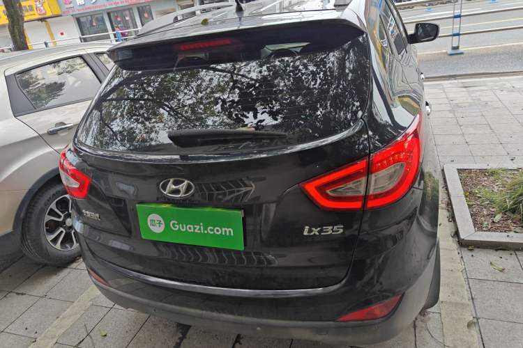 Used Hyundai ix35 2015 2.0L Automatic 2WD Smart Type China IV