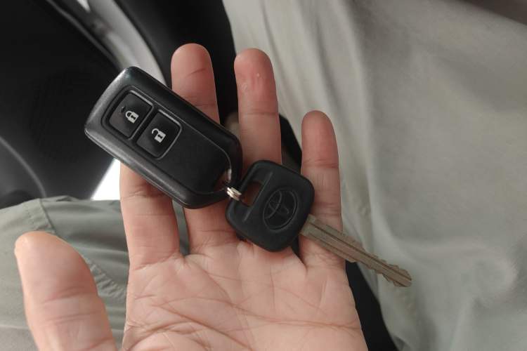 Used Toyota YARiS L Zhi Xian 2016 Revised 1.5E CVT Charming Edition