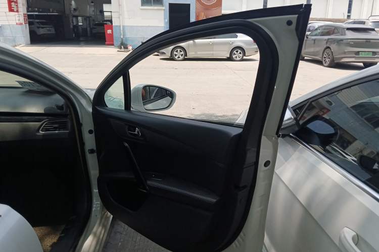 Used Peugeot 508 2013 2.0L 2nd Anniversary Edition Automatic Smart Enjoyment Version
