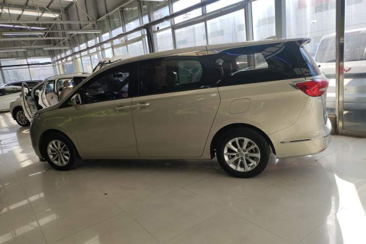 Used Buick GL8 2017 ES 28T Comfort Model China V Standard
