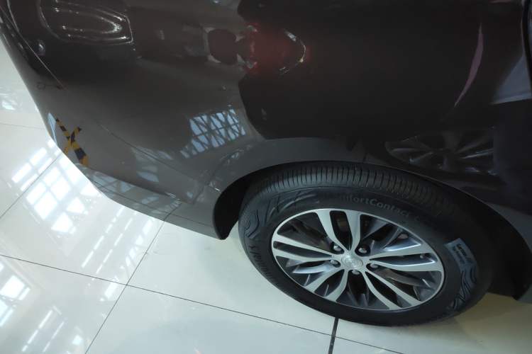 Used Buick GL8 2021 ES Land Cruiser 653T Luxury Edition