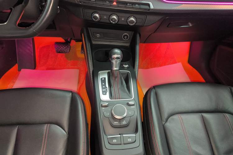 Used Audi Q2L 2022 35 TFSI Progressive Dynamic Edition