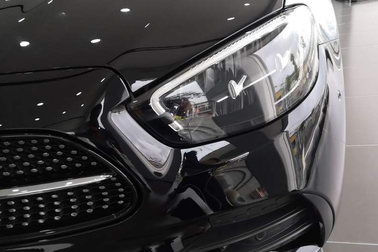 Used Mercedes-Benz E-Class 2021 Restyled E 300 L Sport Luxury Edition
