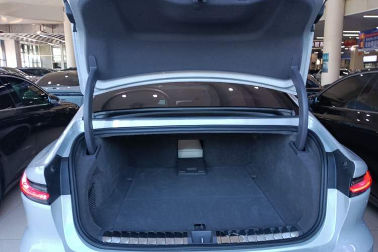 Used Nio ET7 2022 100kWh First Edition
