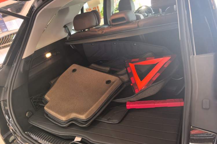 Used Mercedes-Benz GLE 2024 Refreshed GLE 350 4MATIC Stylish Edition
