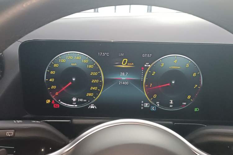 Used Mercedes-Benz GLA 2023 GLA 220
