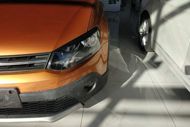 Used Volkswagen Polo 2014 1.6L Cross Polo Automatic