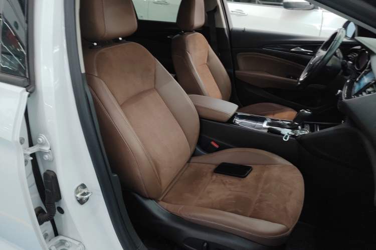 Used Buick Regal 2019 Revised 20T Luxury Version China VI Standard
