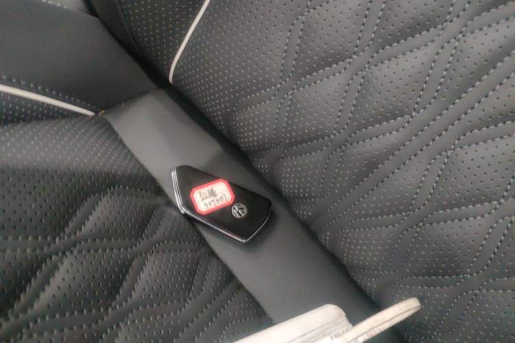 Used Volkswagen Magotan 2024 380TSI DSG Prestige Edition DaMai Package
