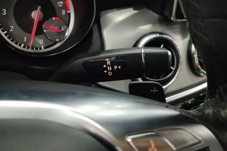 Used Mercedes-Benz CLA 2014 CLA 260 4MATIC
