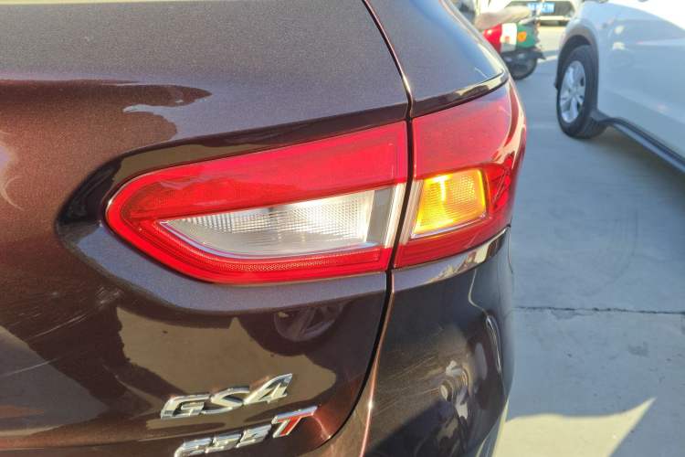 Used GAC Trumpchi GS4 2017 235T Automatic Two-Wheel Drive Luxury Smart Connectivity Version
