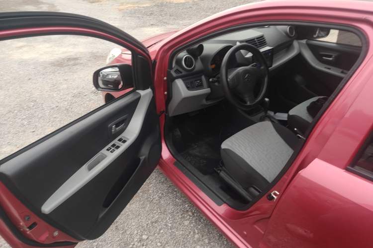 Used Suzuki Alto 2016 1.0L Automatic Deluxe Xuan Dong Edition
