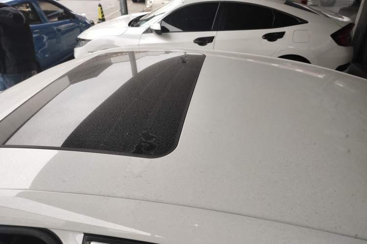 Used MG 5 2022 180 DVVT CVT Youth Luxury Edition
