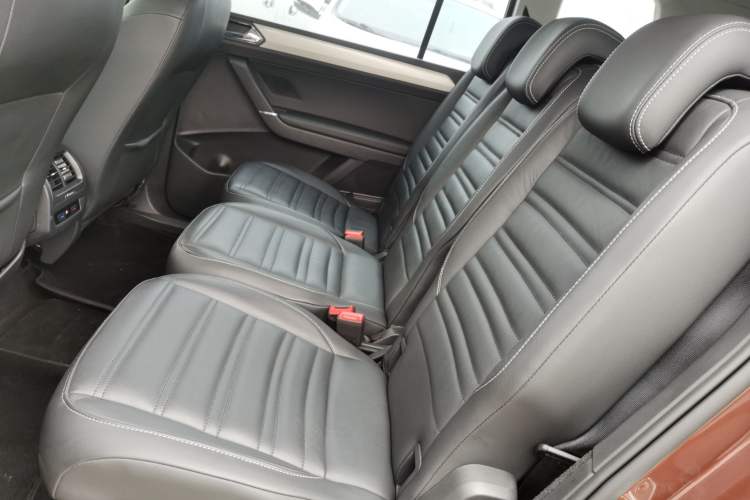 Used Volkswagen Touran 2016 Volkswagen Touran L 280TSI DSG Comfort Edition
