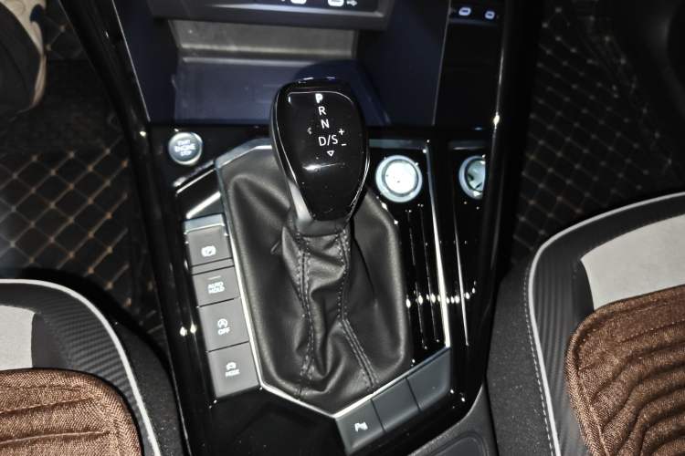 Used Volkswagen Tayron X 2023 330TSI Two-Wheel-Drive Prestige High-Energy Version
