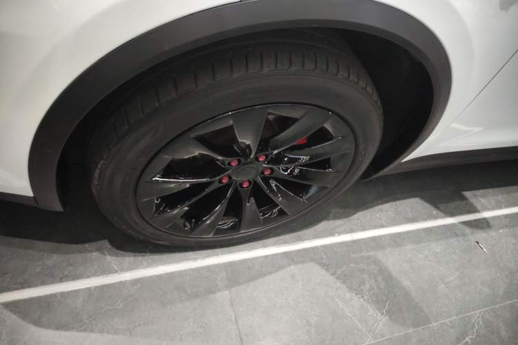 Used Tesla Model X 2019 Long-Range Version
