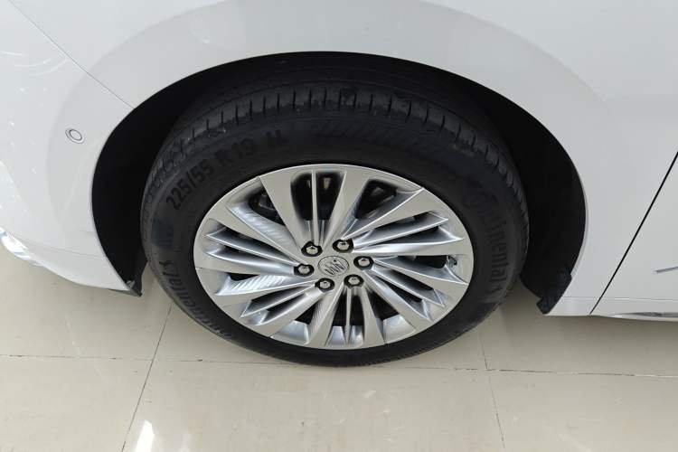 Used Buick Century 2023 2.0T Seven-Seater Yinshi Edition