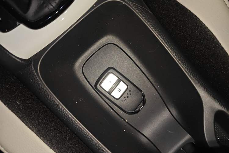 Used Honda Fit 2023 1.5L CVT Trendy Runner Pro Edition
