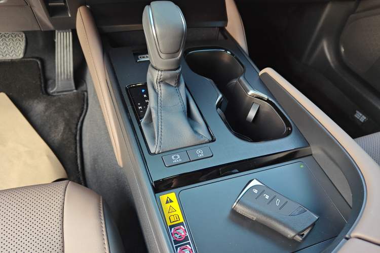 Used Lexus ES 2025 200 Premium Edition