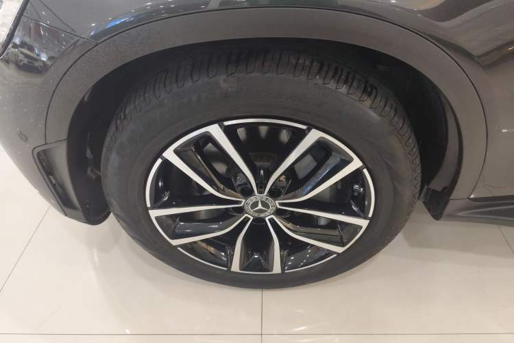 Used Mercedes-Benz GLC 2020 GLC 300 L 4MATIC Dynamic Edition
