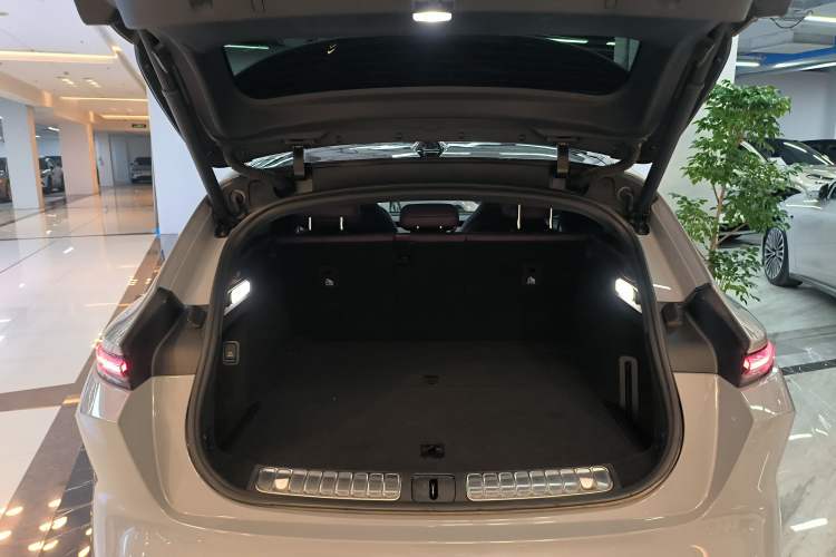 Used Nio ET5T 2023 75 kWh Touring
