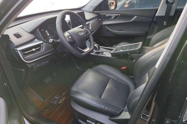 Used Chery Tiggo 8 2024 Honor Edition 230TCI Automatic Excellence Version 5 Seats
