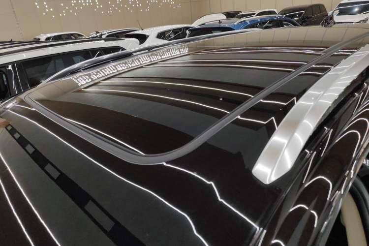 Used Buick Envision 2022 Encore Plus 652T Five-Seat Luxury Model
