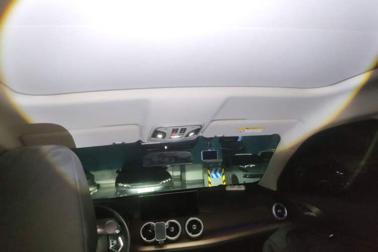 Used Wey VV5 2020 1.5T Two-Wheel Drive Smart Pioneer