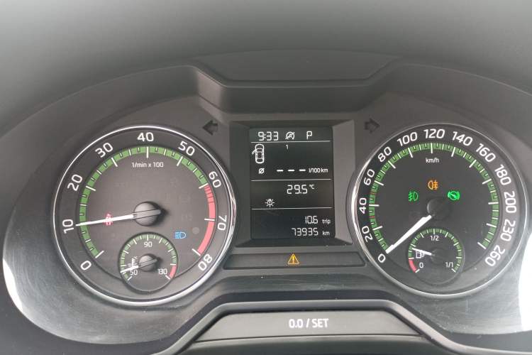 Used Skoda Octavia 2019 1.5L Automatic SmartDrive Comfort Edition China VI Standard