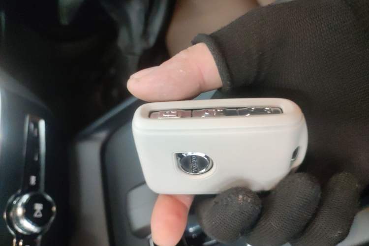 Used Volvo S60 2023 B4 Zhiyi Luxury Edition