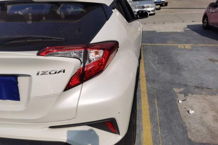 Used Toyota IZOA 2020 2.0L Enjoy Edition
