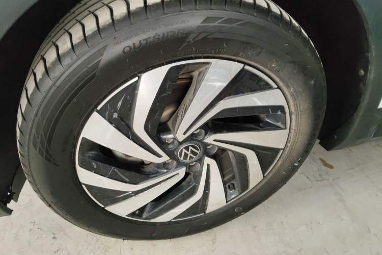 Used Volkswagen Tiguan L 2023 330TSI Automatic Two-Wheel Drive Comfort Edition
