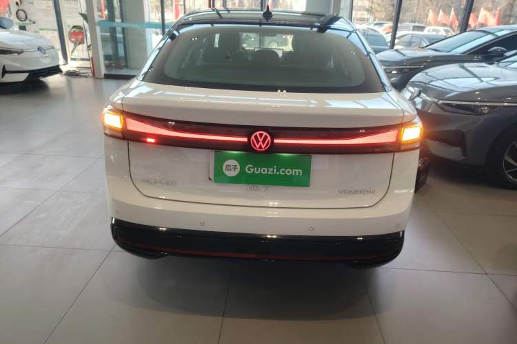 Used Volkswagen ID.7 VIZZION 2024 AIR model