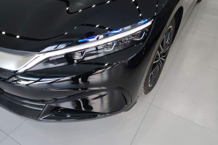 Used BYD Han 2025 DM-i Intelligent Driving Edition 125KM LiDAR Flagship Model
