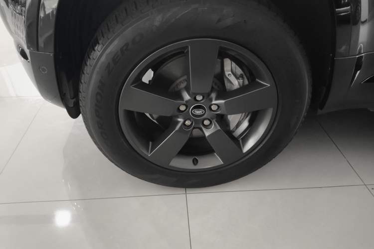 Used Land Rover Defender 2023 Facelift 110 3.0T P400 X-DYNAMIC HSE
