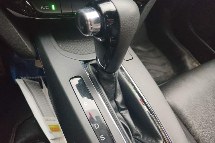 Used Honda XR-V 2015 1.5L LXi CVT Classic Edition
