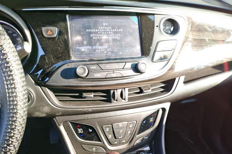 Used Buick Envision 2019 20T Two-Wheel Drive Leading Model China VI Standard