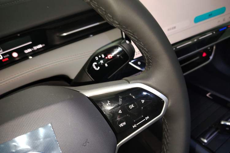 Used Volkswagen ID.7 VIZZION 2024 AIR model