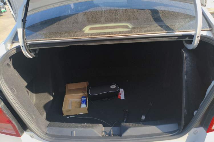 Used Chevrolet Sail 2015 Sail 3 1.5L AMT Happiness Sunroof Edition