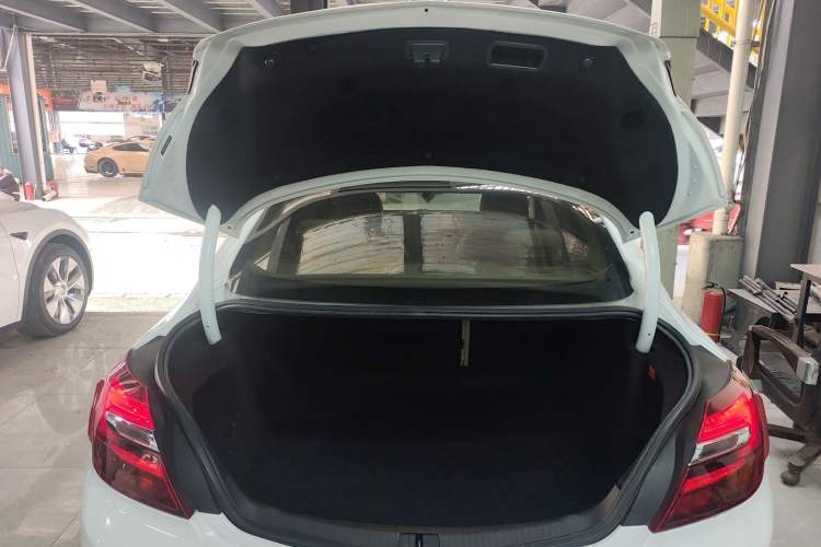 Used Buick Regal 2014 2.0L Leading Fashion Edition