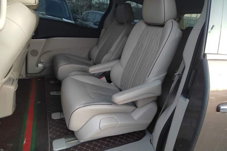 Used Buick GL8 2022 Land Business Class 652T Luxury Model