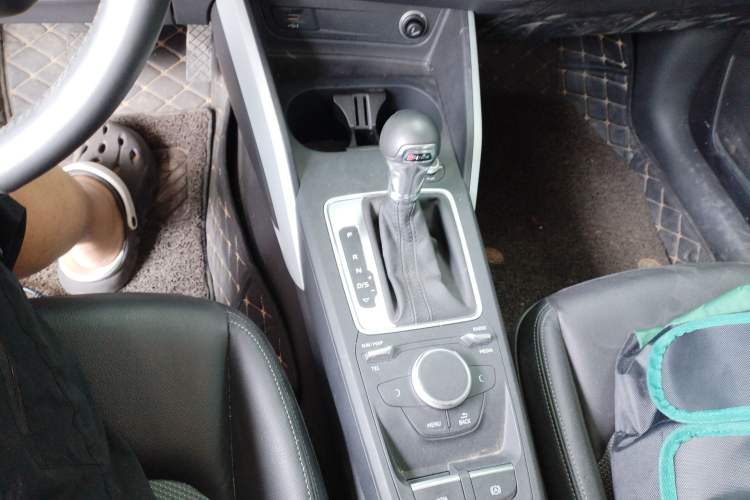 Used Audi Q2L 2018 35 TFSI Fashionable & Elegant Version China VI Emission Standard
