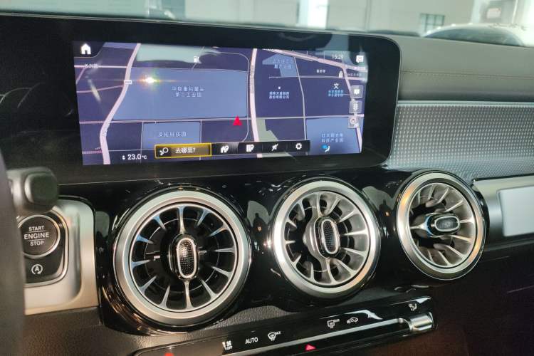 Used Mercedes-Benz GLB 2022 Updated GLB 200 Fashion Edition
