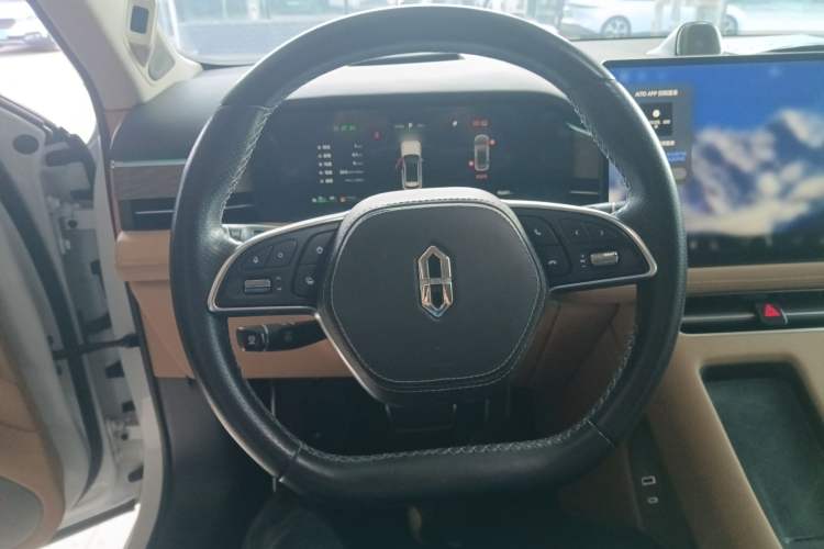 Used Hima AITO M5 2022 Extended-Range Four-Wheel Drive Performance Version
