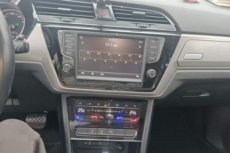 Used Volkswagen Touran 2021 Volkswagen Touran L 280TSI DSG Boundary Edition 7-Seater