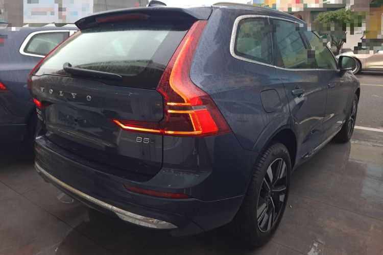 Used Volvo XC60 2026 B5 4x4 Smart Luxury Edition
