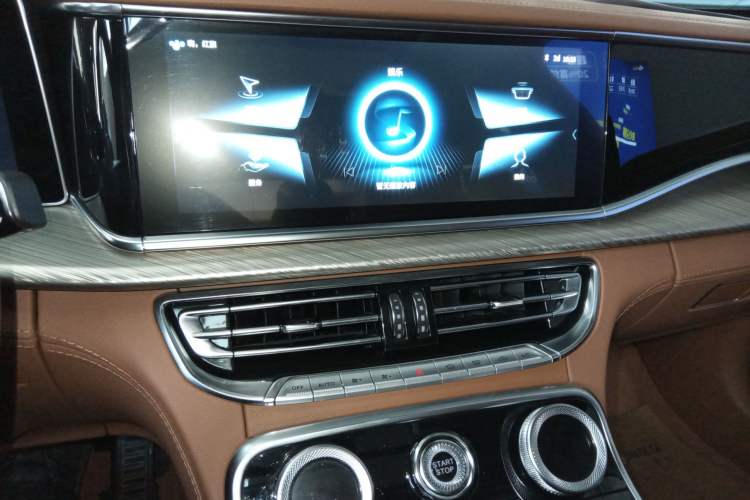 Used Hongqi H9 2020 Revised Version 2.0T Smart Connect Flagship Edition
